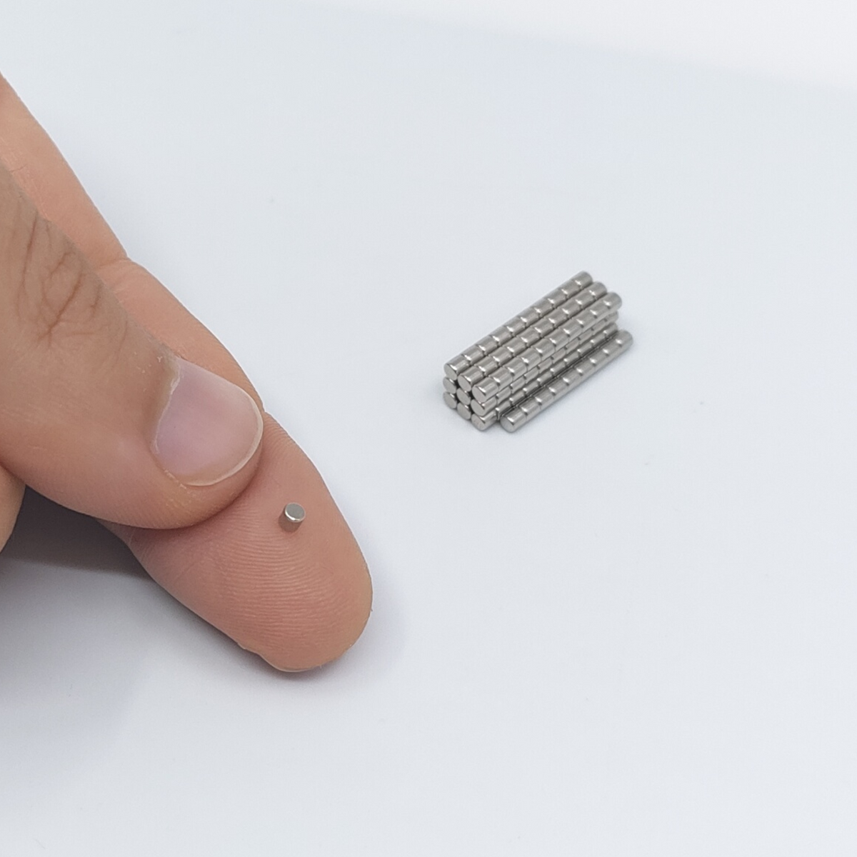 Hobbymagneter 2x2 mm (100 st)