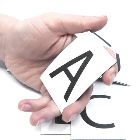 Magnetiska bokstäver A-Å, storlek 6x8 cm (31 st)