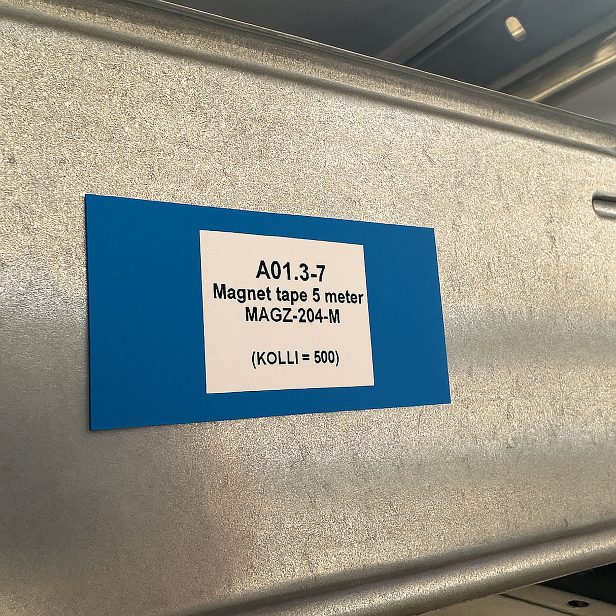 Magnet för lagerhyllor, Blå 8x4 cm.