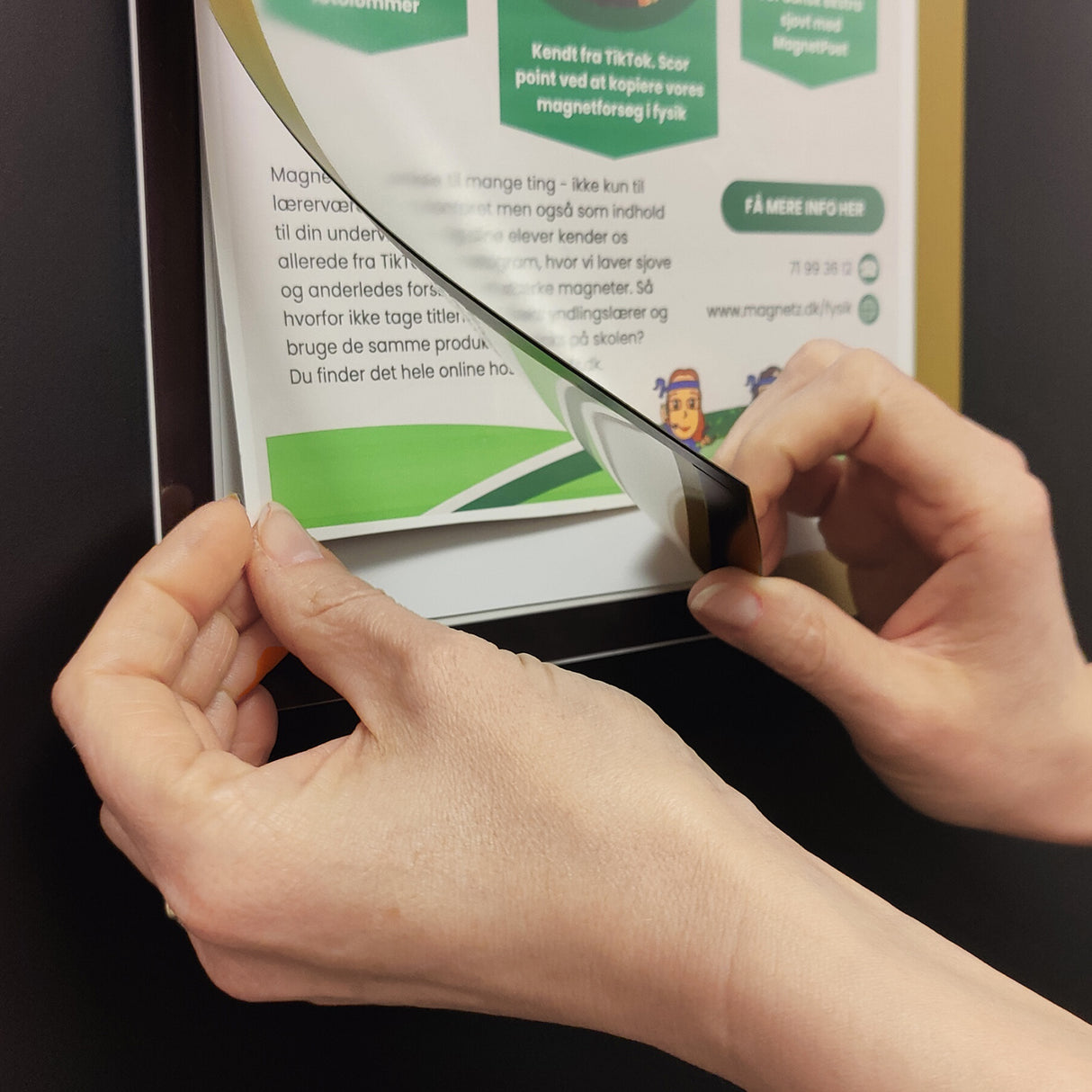 Magnetram fönsterdisplay A4, Guld