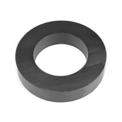 Ferritmagnet Ring 100x60x20 mm. i färgen svart.