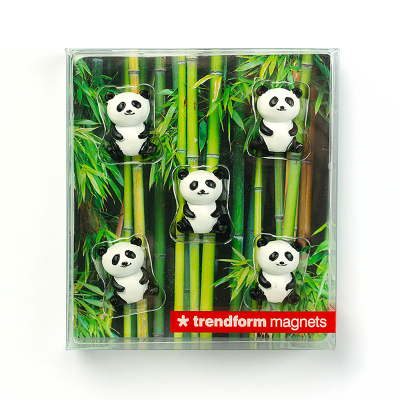 Presentlåda med 5 st panda magneter från Trendform