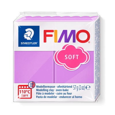 Fimo Soft Lavender 8020-62 är en ljuslila mjuk modellera. Förpackning med 57 gram