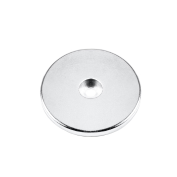 Stark och rund magnet av neodymium med skruvhål (M3), storlek 42x4 mm.