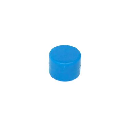 Ljusblå gummimagnet i storleken 17x12 mm. Bra för glastavlor. Finns i olika färger.