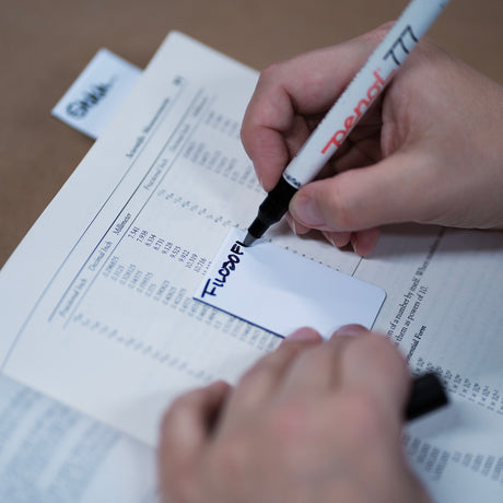 Magnetiska bokmärken 6x4 cm, vita (2-pack)