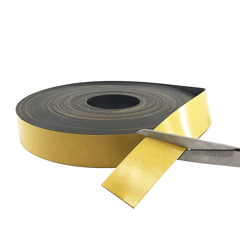 Magnetband Grå, 30 mm. x 1 m (SJÄLVHÄFTANDE)