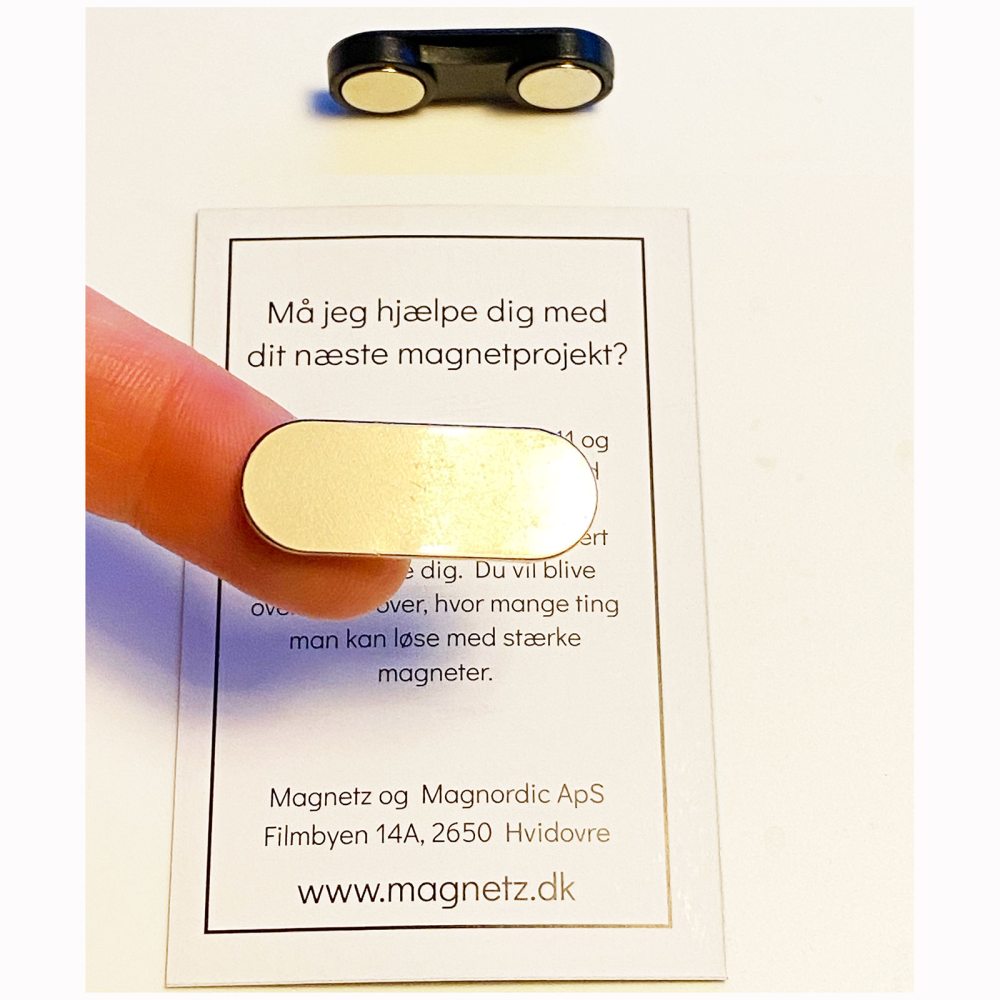 Magnetisk namnbricka m. stålplåt 3,3 cm